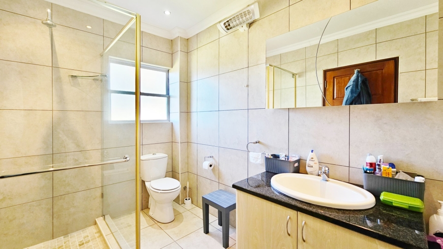 4 Bedroom Property for Sale in Bishops Bay Free State